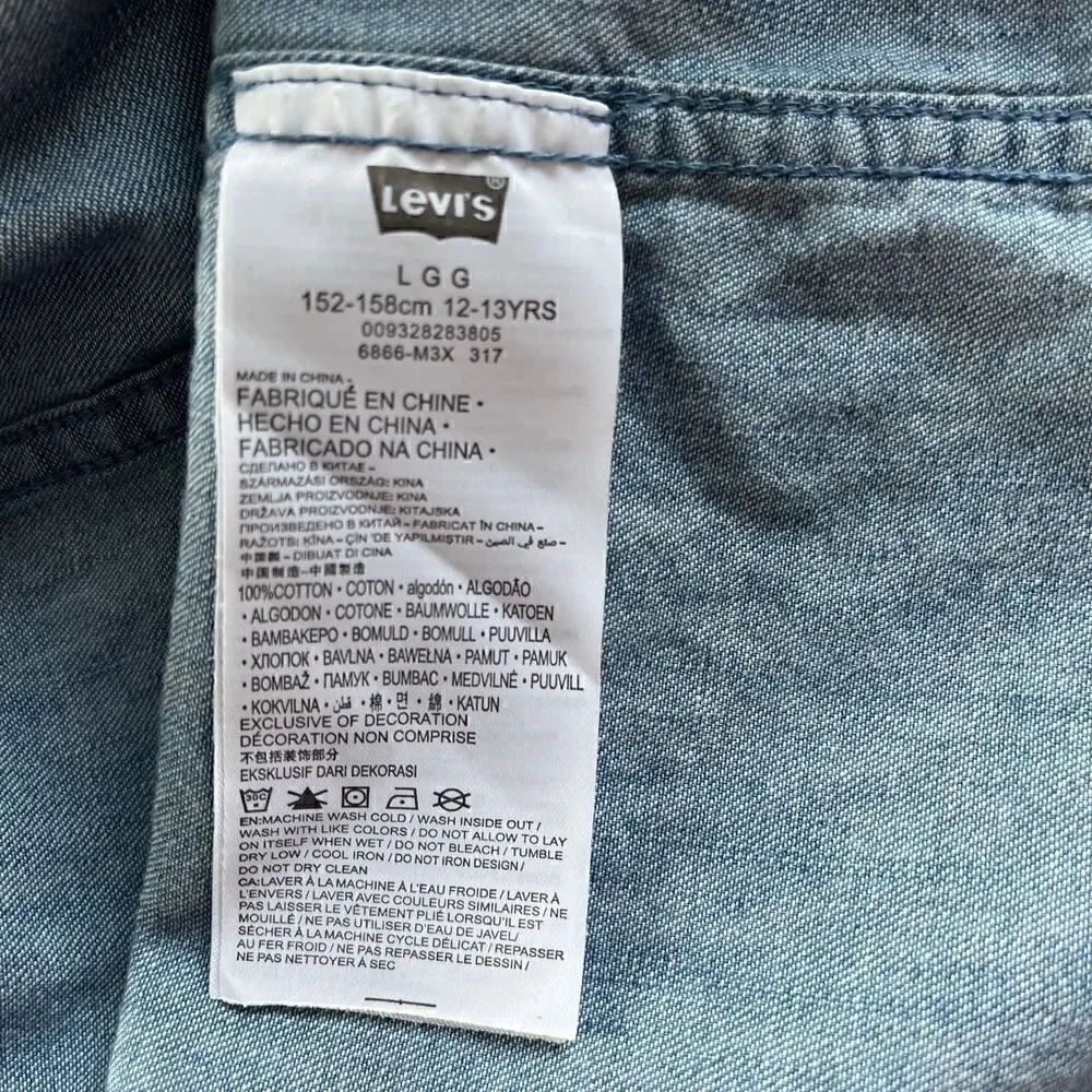 Levi's Barstow Western Pearl Snap Distressed Button Down, Girls Size Large 12-13